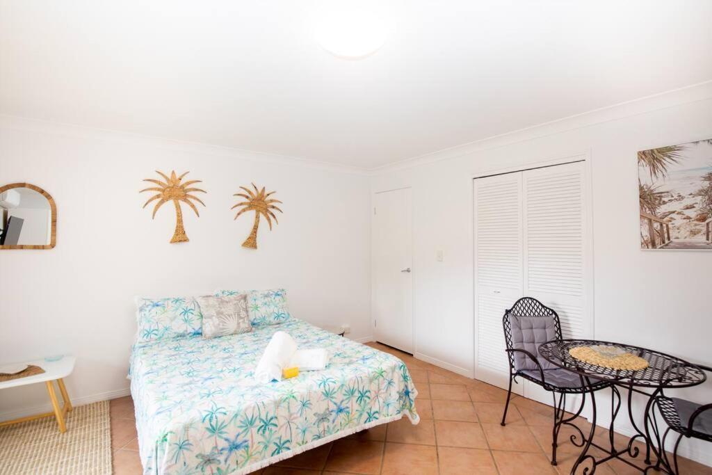 Gorgeous Studio + 100M To Beach + Pool Point Lookout Exteriör bild
